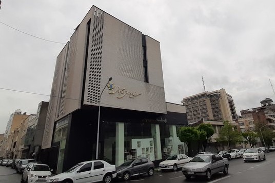 پارکینگ مکانیزه زیرزمینی آقا جانی