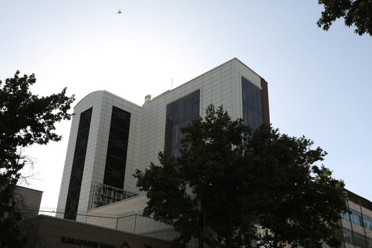 پارکینگ مکانیزه برجی قلهک
